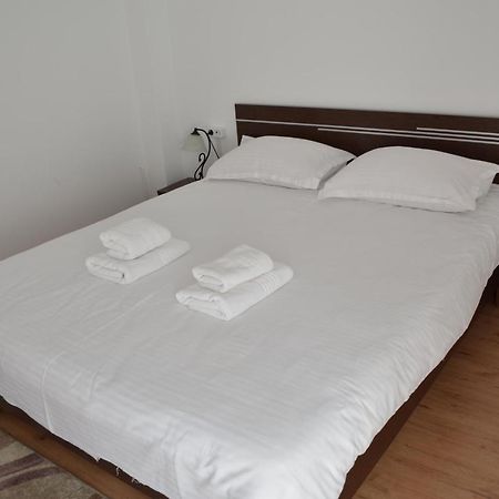 Alexys Residence 4 Iasi Bagian luar foto