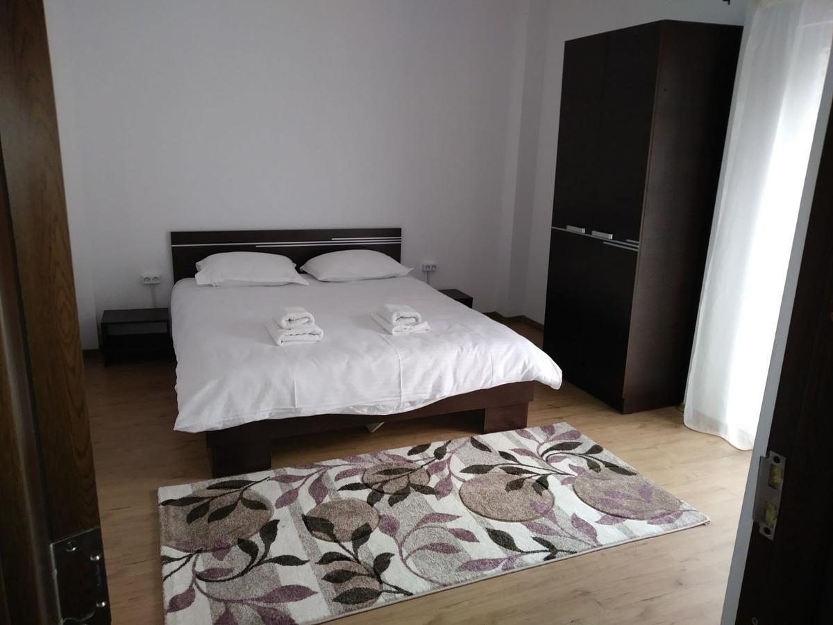 Alexys Residence 4 Iasi Bagian luar foto